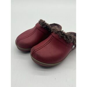 Crocs Maroon Slip‎ On 2" High Heel Shoe Size 11 Mule Clog Faux Fur Soft Warm
